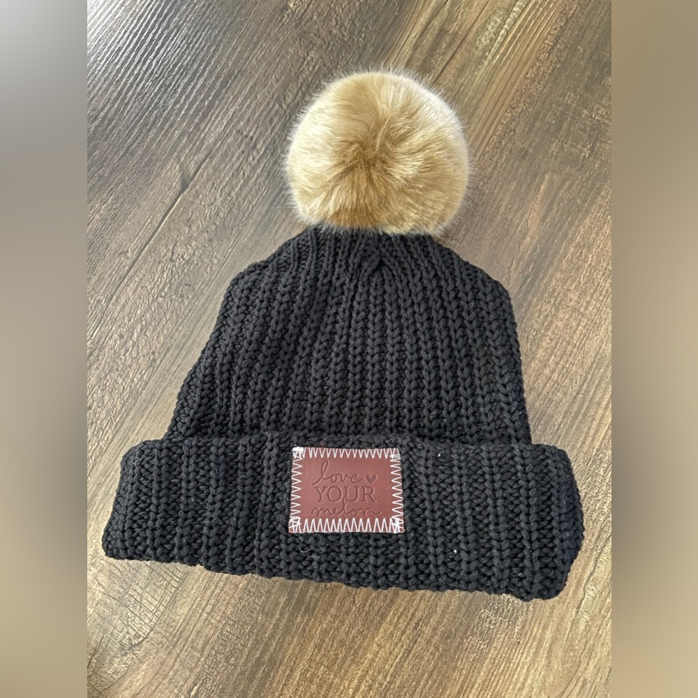 Love your melon beanie/ Pom hat